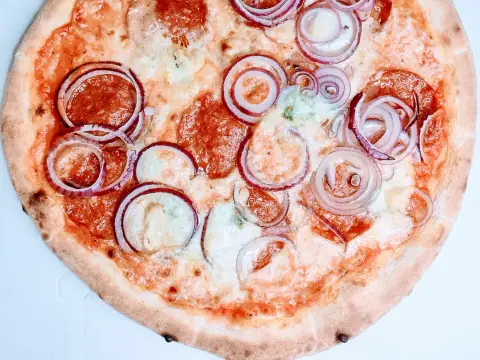 Pizza Rustica con impasto a lievito madre – Pizzeria Al Basilico, Verona