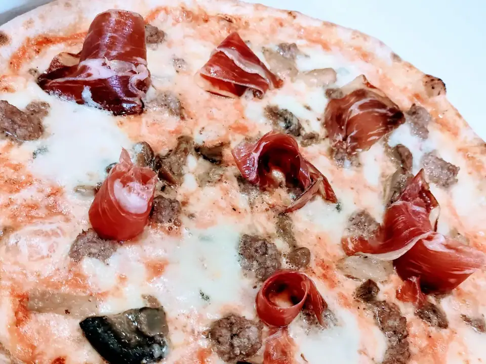 Pizza San rocchetto – Pizzeria Al Basilico, Verona